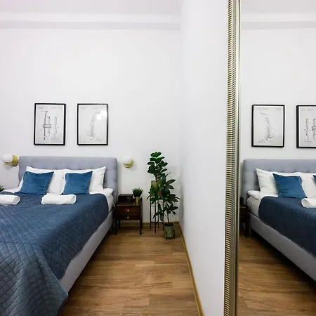 Simply Cosy 11 Center *